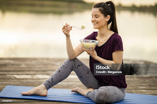 Read more about the article Mindful Eating: What Is It? Your Detailed Guide to Savoring Your Food Additional